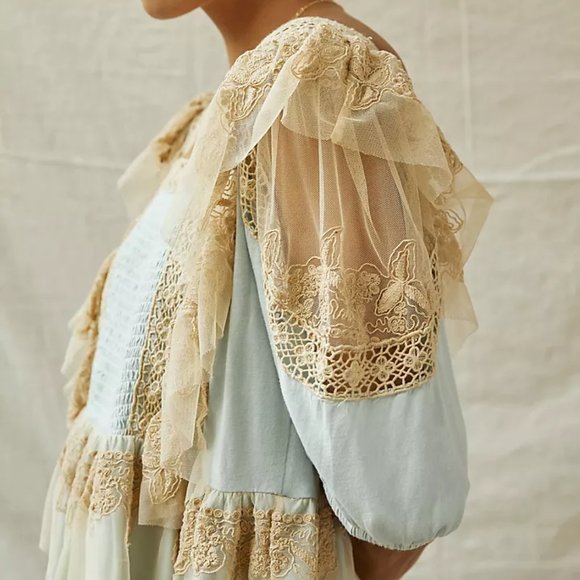 NEW Forever That Girl Women Ruffled Lace Peplum Short Sleeve Pullover Blouse - Picture 3 of 4